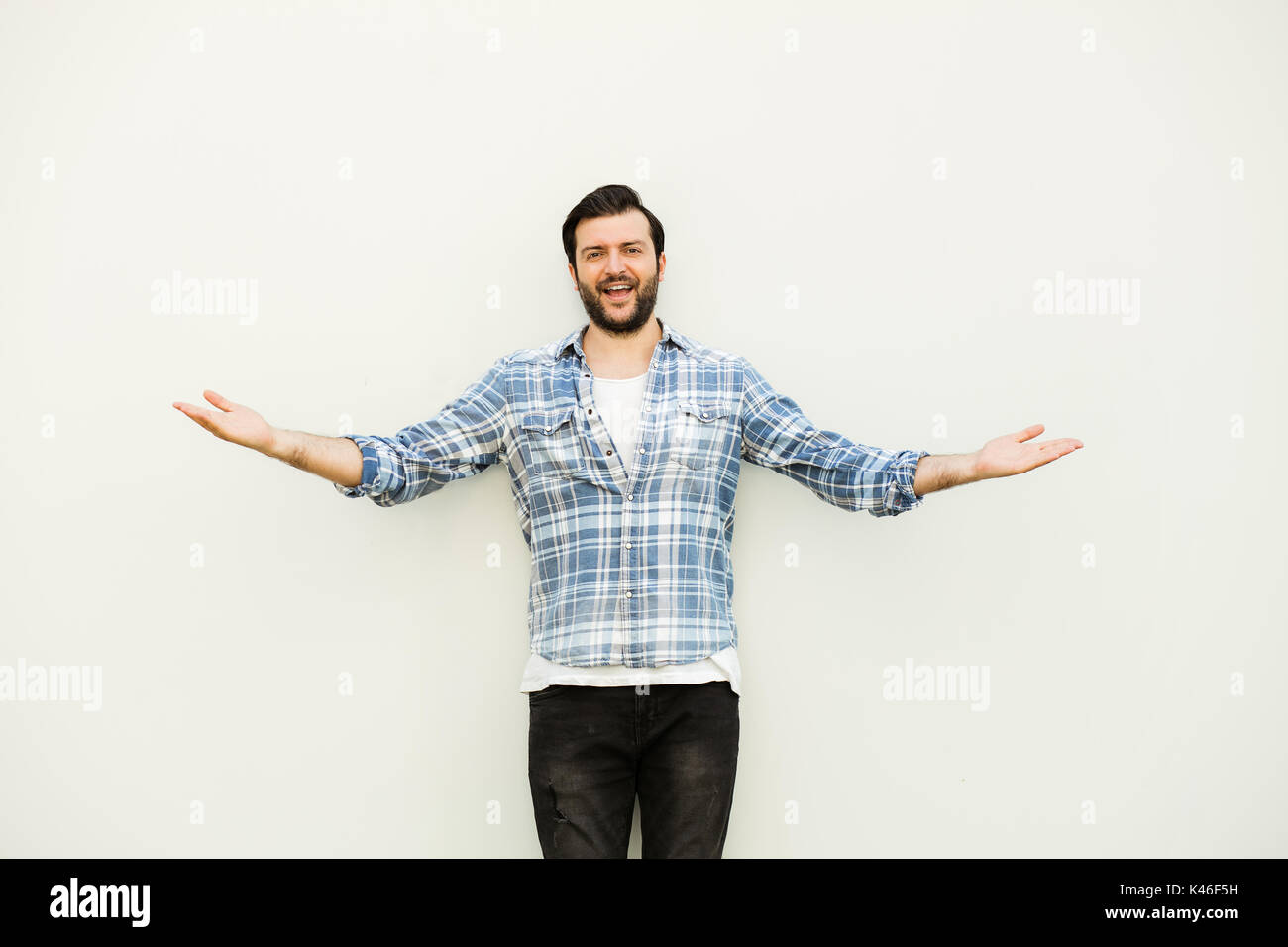 Cheerfull guy hi-res stock photography and images - Alamy