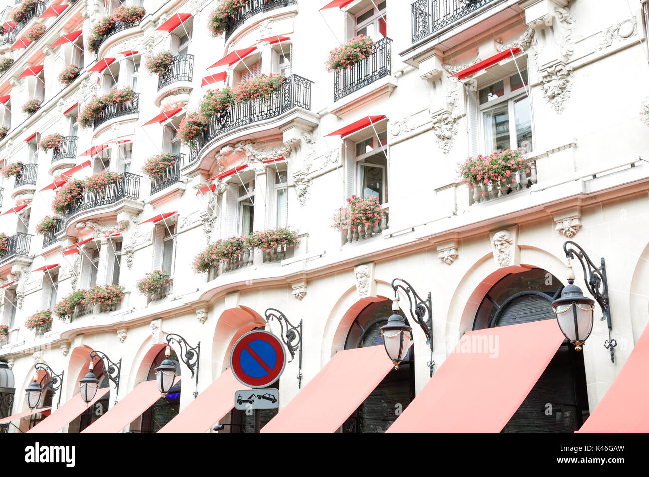 France, Paris, Avenue Montaigne Stock Photo - Alamy