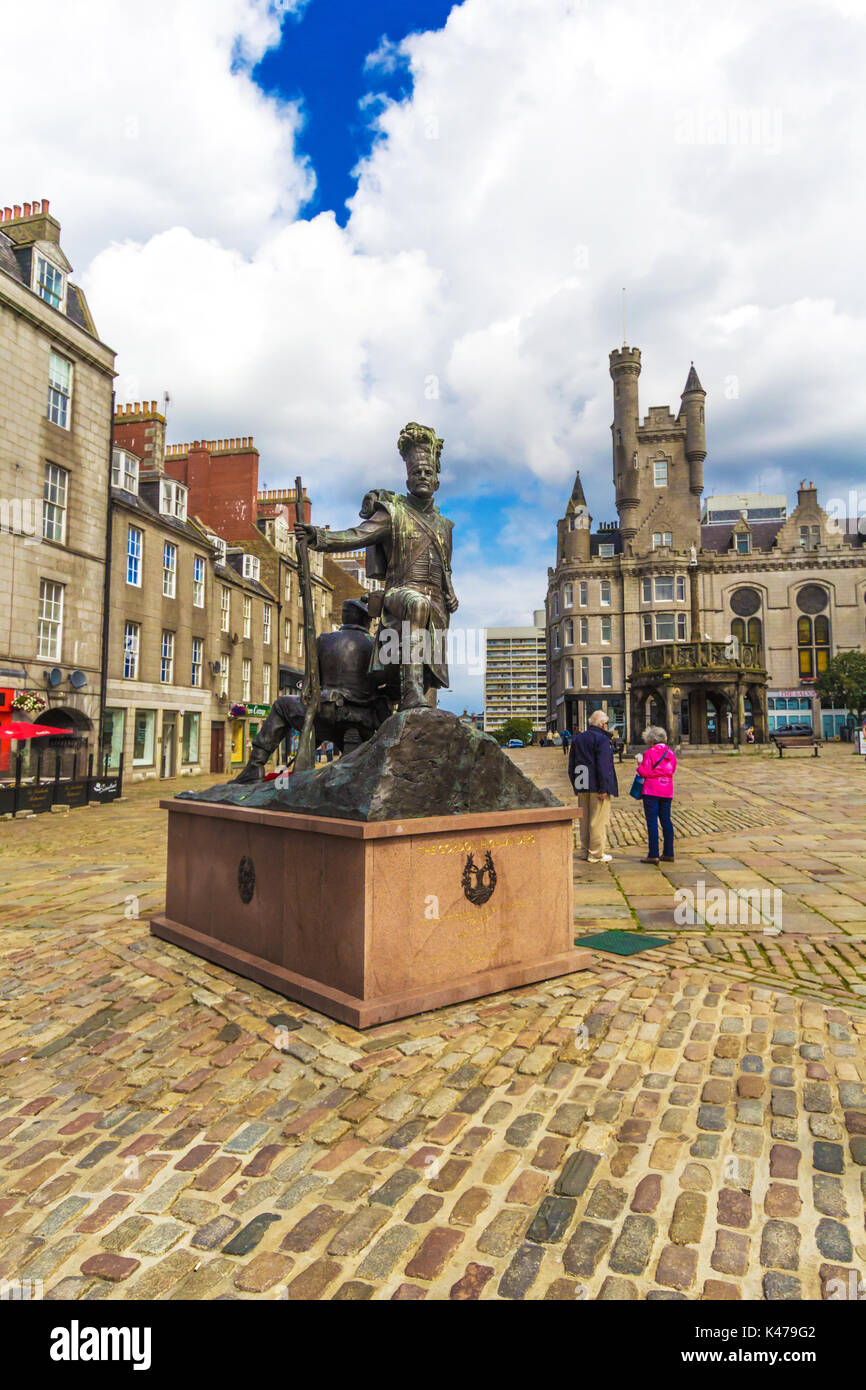 Gordon Highlanders Statue, Castlegate, Aberdeen, Scotland, UK Stock Photo