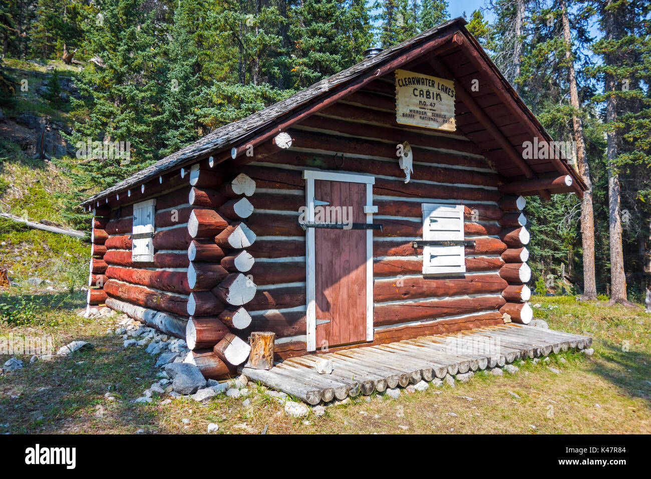 Clearwater Lakes Ranger or Warden Wood Log Cabin, recognized Federal Heritage Building in Banff National Park, Canadian Rocky Mountains Stock Photo