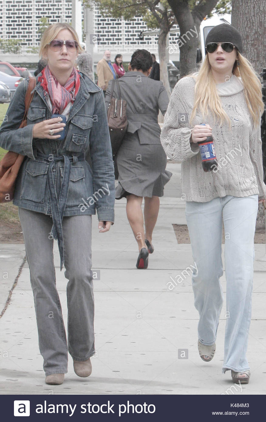 Lindsay Lohan Shows Up to Probation Dept Lindsay Lohan Shows Up to Probation Dept