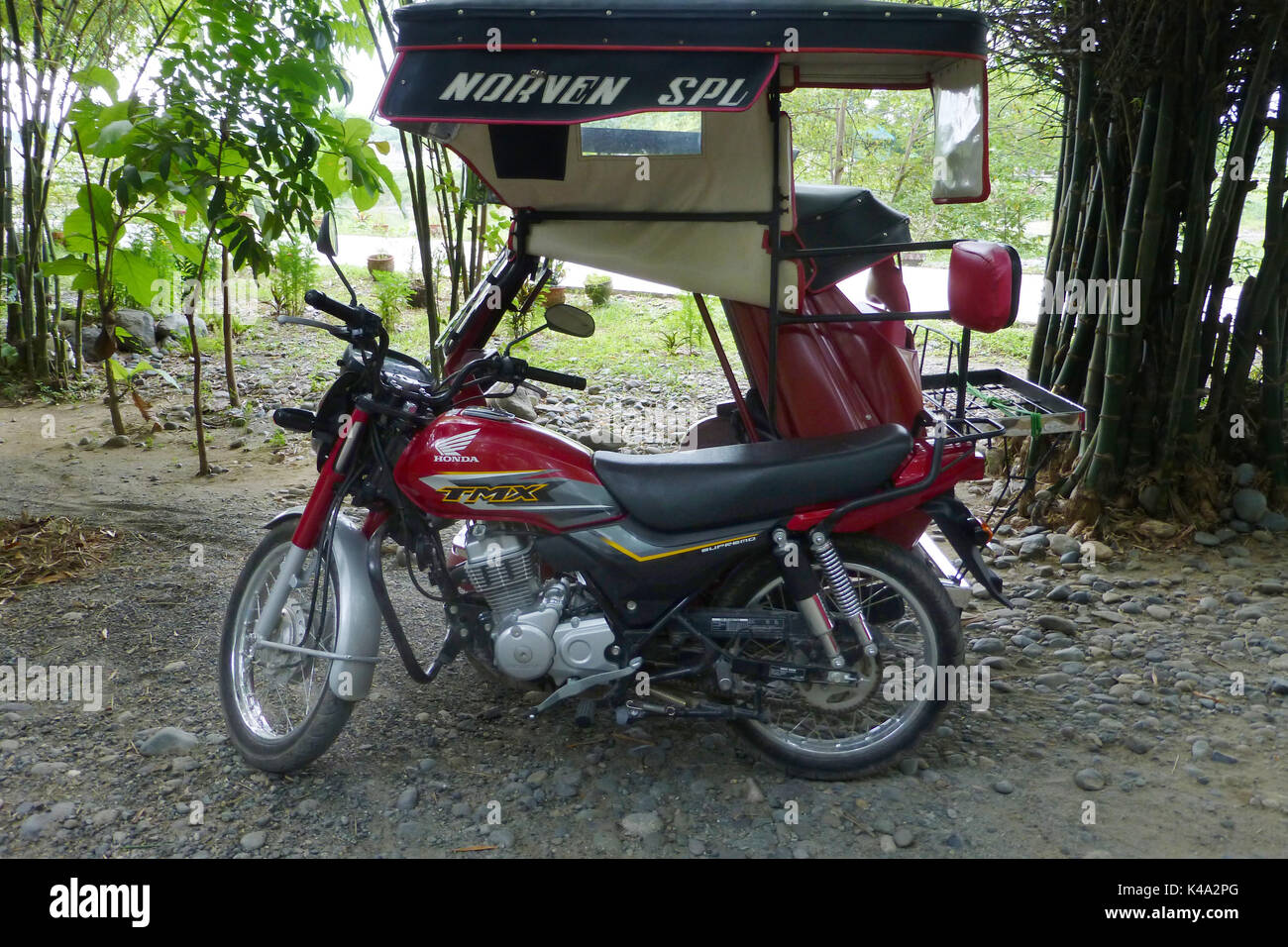 Honda supremo 2024 150 with sidecar