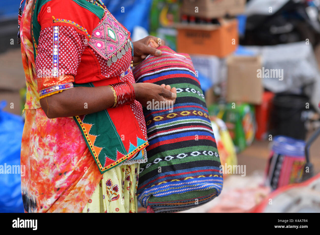 Bag selling hi-res stock photography and images - Alamy