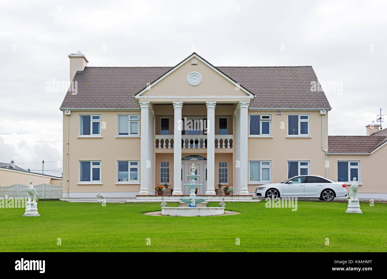 Prentious detached house in Quilty, County Clare, Southern Ireland
