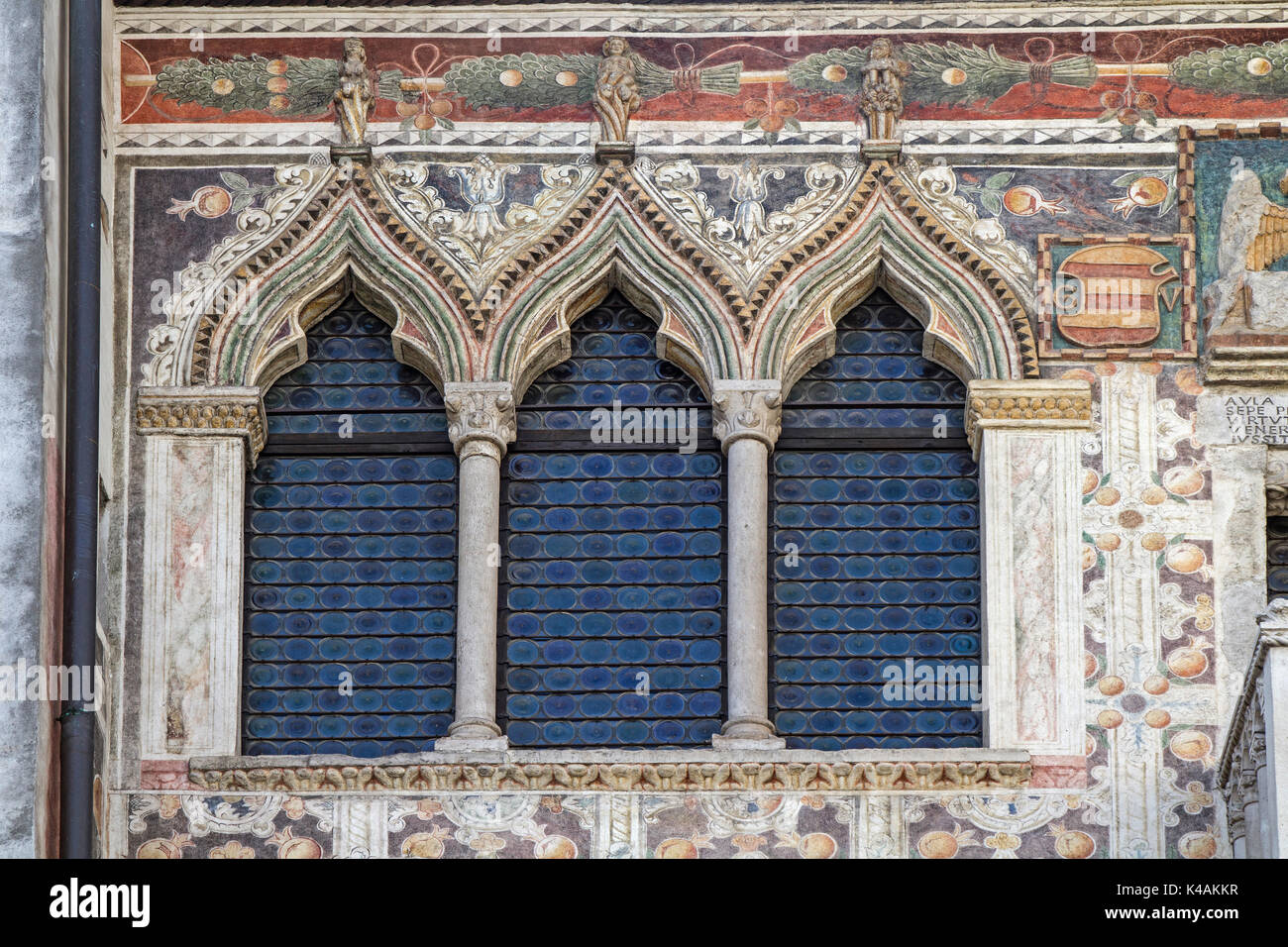 Venetian Style High Resolution Stock Photography and Images - Alamy
