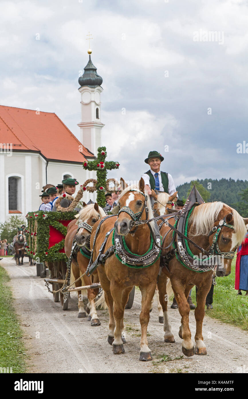 Many Horse Teams Go In July In Dietramszell On Pilgrimage To The Remarkable Chapel Leonhard Stock Photo