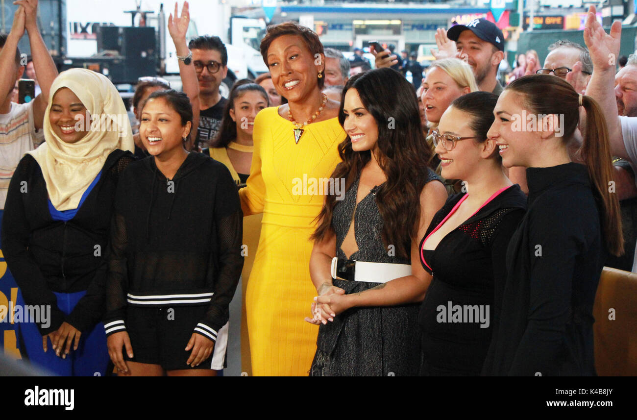 New York, NY, USA. 5th Sep, 2015. Demi Lovato at Good Morning America