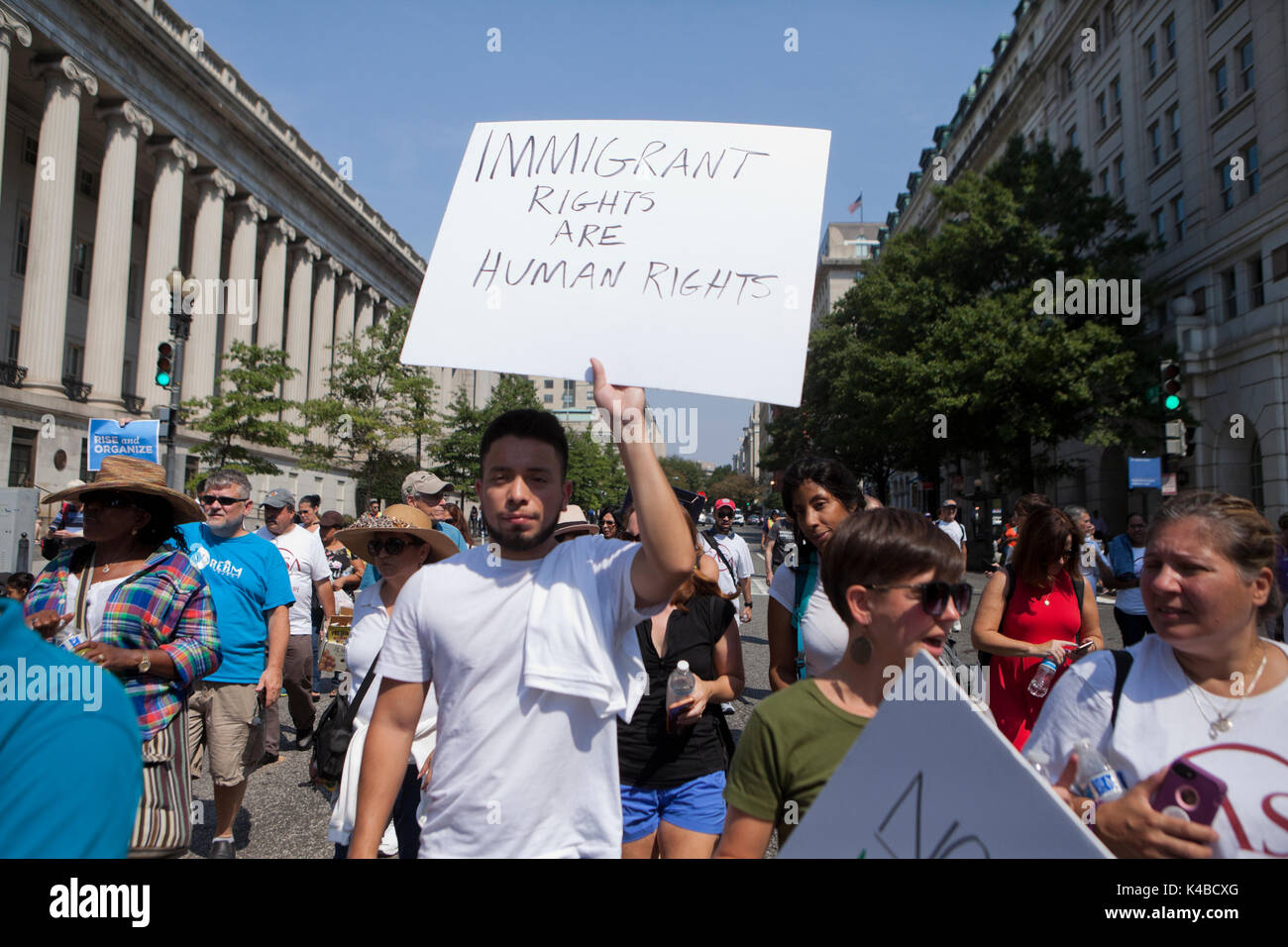 Washington, USA. 5th Sep, 2017. As President Donald Trump rescinds DACA (Deferred Action for Childhood Arrivals), a large crowd of DACA supporters gather at the White House to protest against the Trump administration's decision. Credit: B Christopher/Alamy Live News Stock Photo