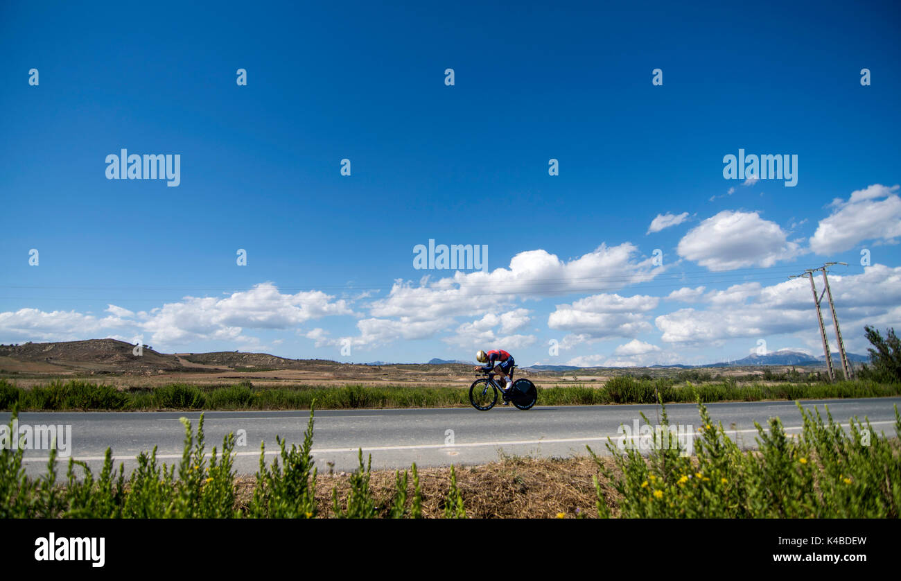 Logroño, Spain. 5th Sep, 2017. Giovanni Visconti (Team Bahrein) rides during the stage 16 of Rour of Spain (Vuelta a España) between Navarra's circuit and Logroño on September 5, 2017 in Logroño, Spain. Credit: David Gato/Alamy Live News Stock Photo