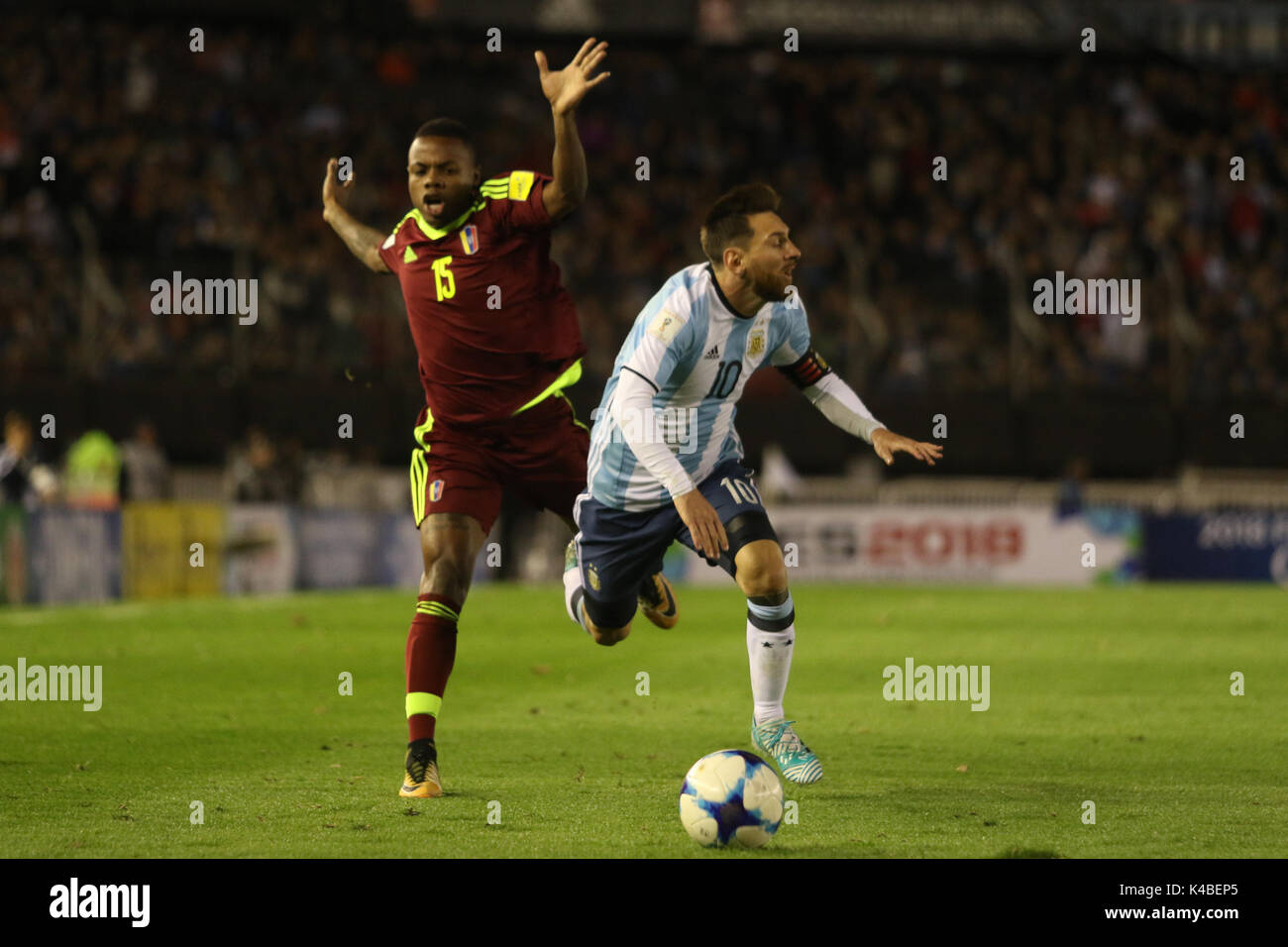 Buenos Aires, Argentina. 5th Sep, 2017.  Leo Messi of Argentina during the match with Venezuela for 2018 Fifa World Cup for Conmebol at Monumental Stadium, Buenos Aires, Argentina. Credit: Néstor J. Beremblum/Alamy Live News Stock Photo