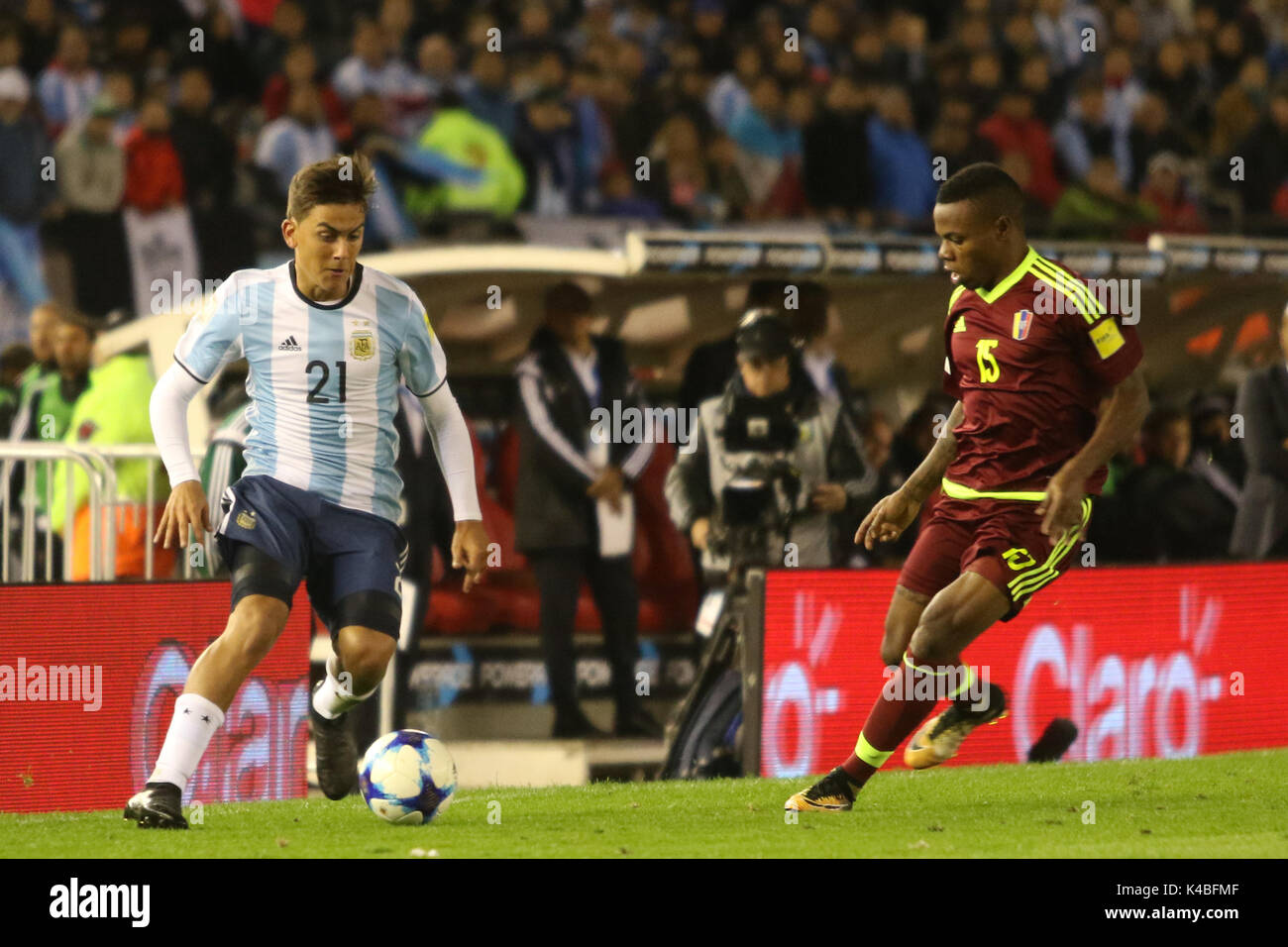 Buenos Aires, Argentina. 5th Sep, 2017. Paulo Dybala of Argentina during the match with Venezuela for 2018 Fifa World Cup for Conmebol at Monumental Stadium, Buenos Aires, Argentina. Credit: Néstor J. Beremblum/Alamy Live News Stock Photo