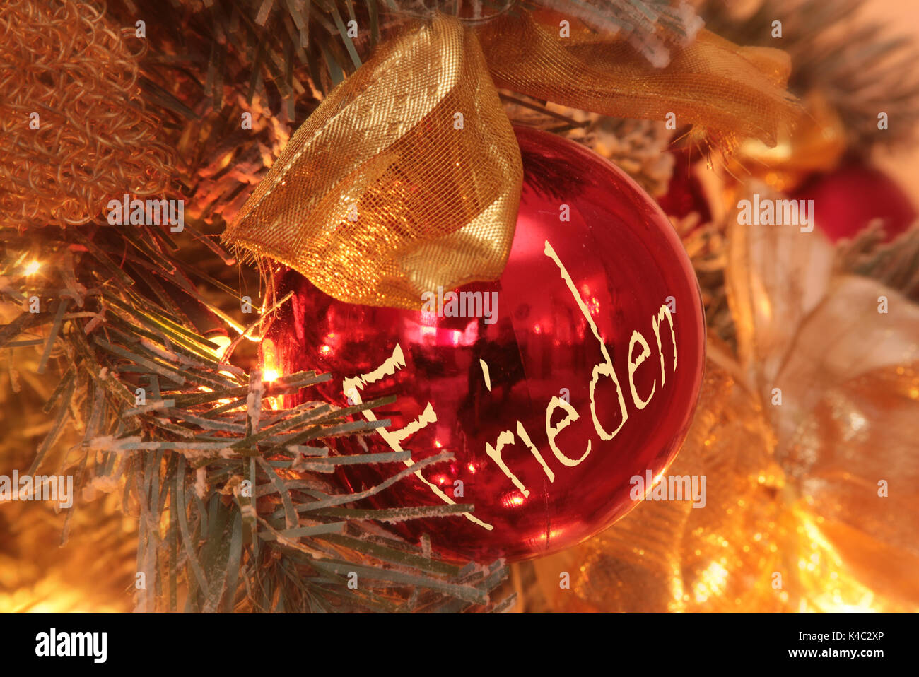 Christmas Tree Ornament Mit Word Peace Stock Photo