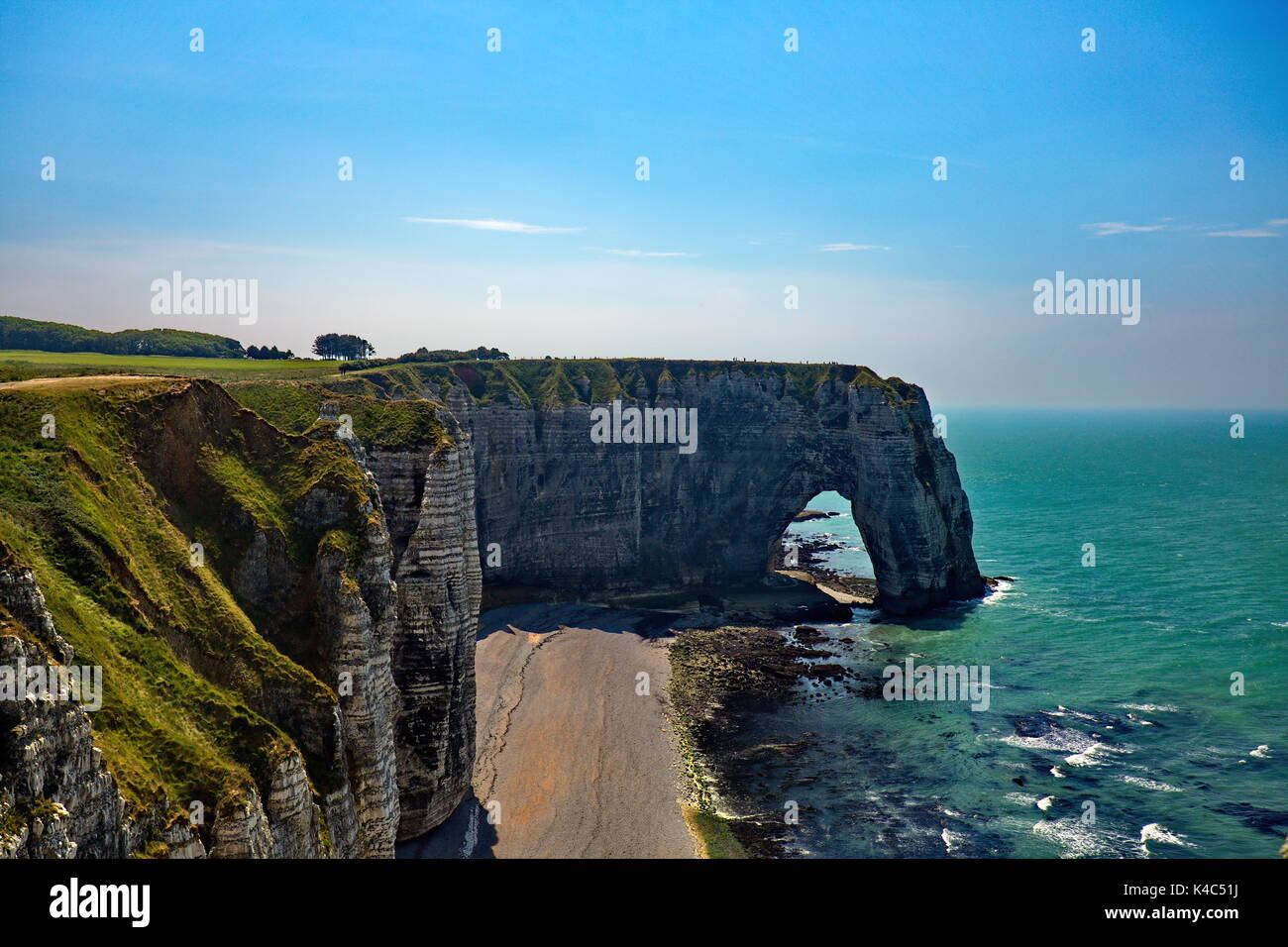 Arch On The Beach Of Etretat Stock Photo - Alamy