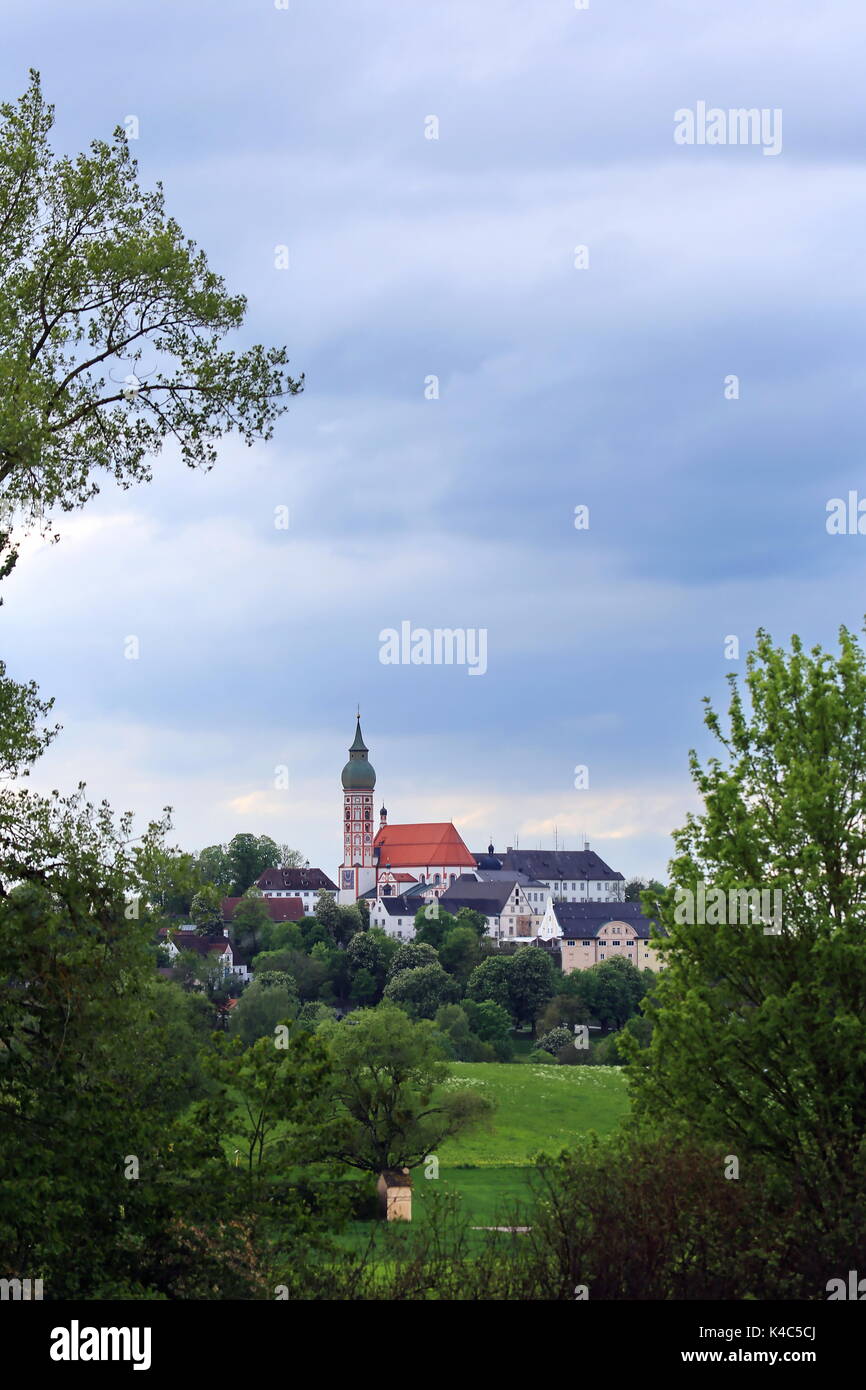 Monastery dwelling hi-res stock photography and images - Alamy