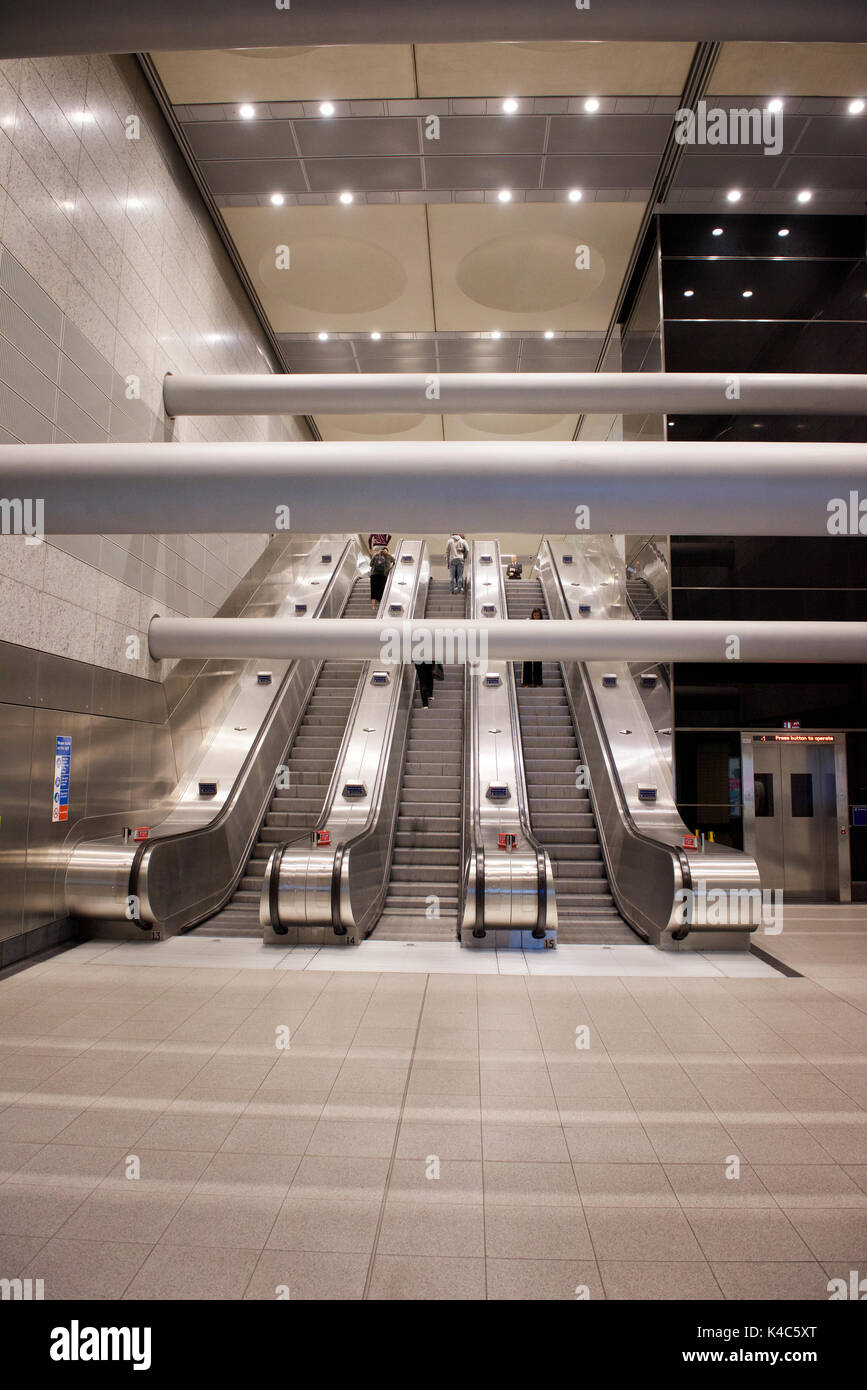 The escalators at Tottenham Court Road Underground station in London ...