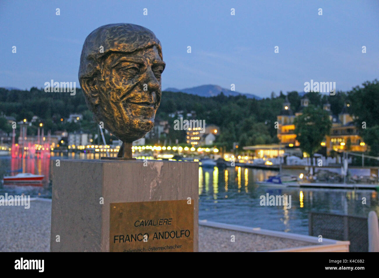 Bust Of Franco Andolfo In Velden Am Wörthersee In The Evening Stock Photo