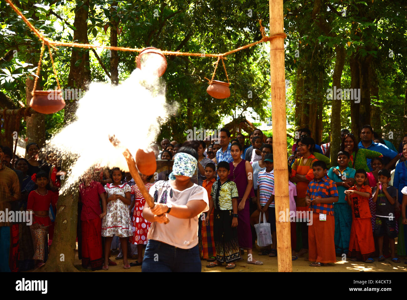 Sinhala New Year High Resolution Stock Photography and Images - Alamy