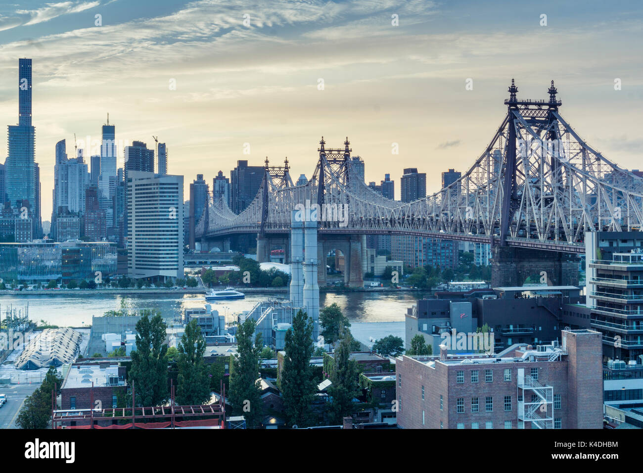 The Queensborough Bridge between Manhattan and the borough of Queens
