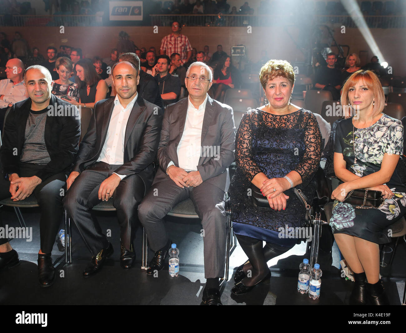 Supermittel Weight Boxer Arthur Abraham Team Sauerland With Father Grigor, Mother Sylvia, Brother Alexander Left, And Mother In Law Right Stock Photo