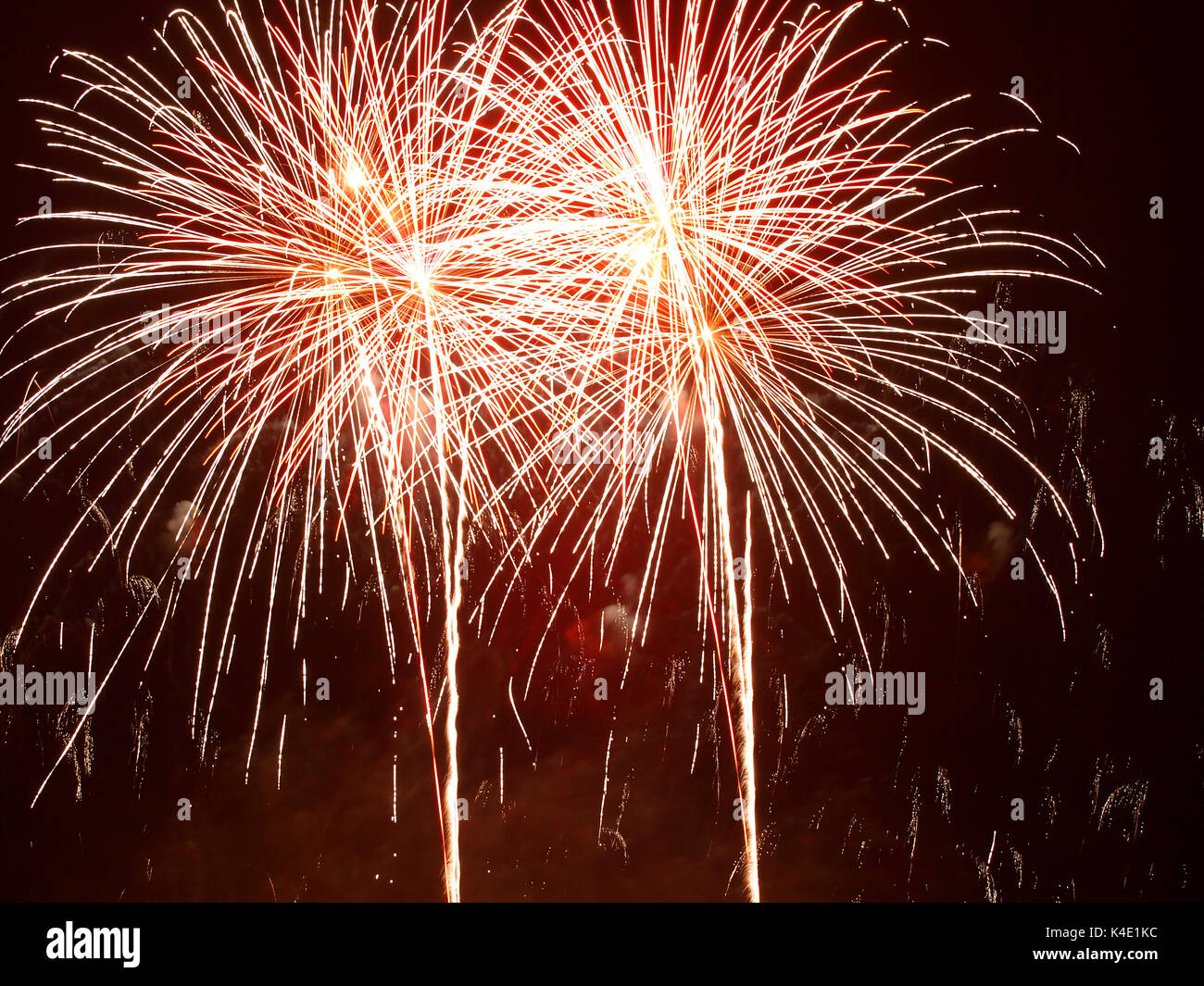 Firework Display at Barnstaple Rugby Club, taken from the banks of the River Taw in Barnstaple, Devon, England. Organised by Barnstaple Round Table Stock Photo