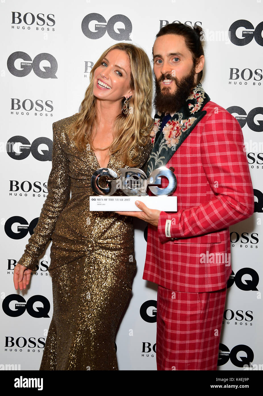 Jared Leto with the Best Actor award poses with Annabelle Wallis during