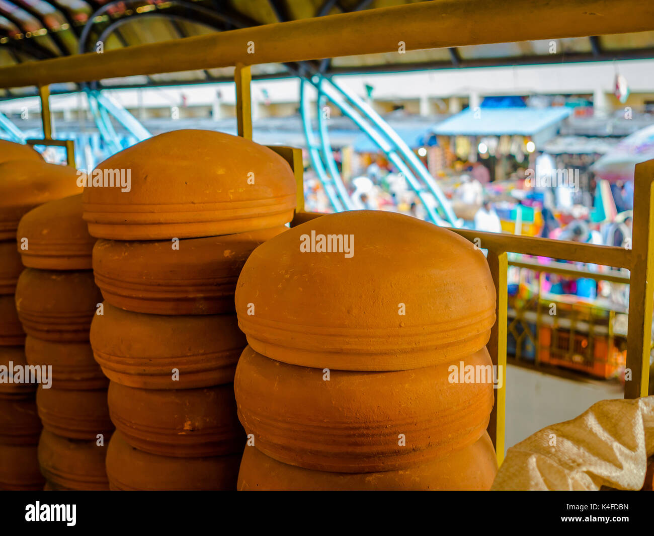 Clay pots kerala hires stock photography and images Alamy
