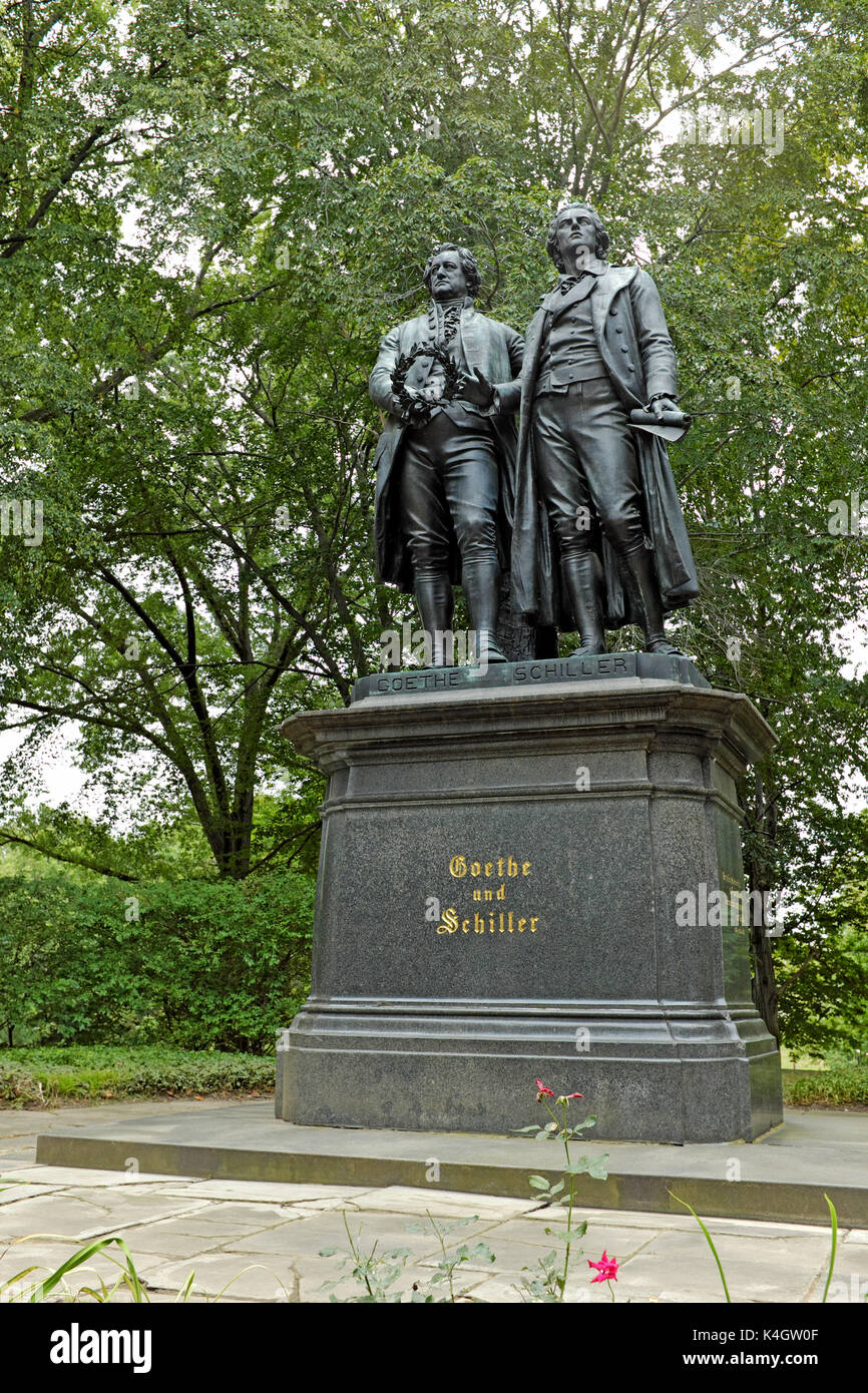 Goethe-Schiller monument in the German Cultural Gardens of Wade Park in Cleveland, Ohio, USA is an exact replica of the original in Weimar, Germany. Stock Photo