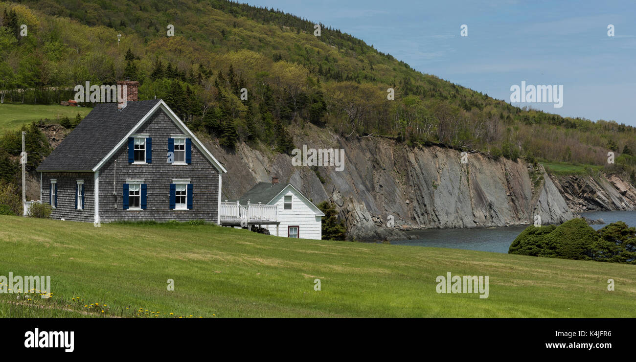 Houses at coast, Meat Cove, Cape North, Cape Breton Island, Nova Scotia, Canada Stock Photo
