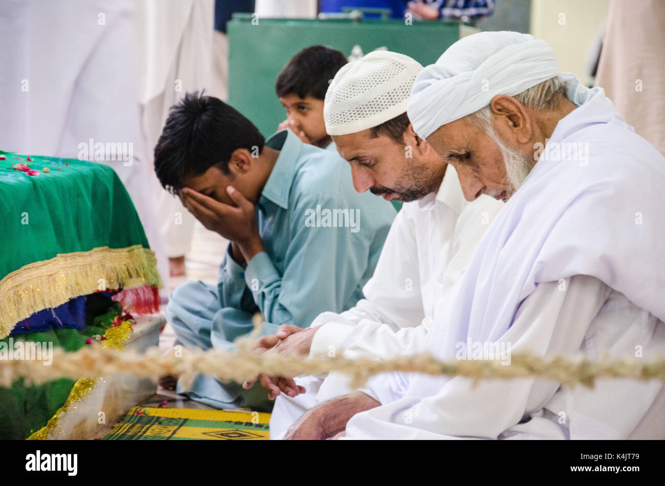 Pakistan Rufi The sufi shrine of Bari Imam in the outskirts of Islamabad, capital of ...