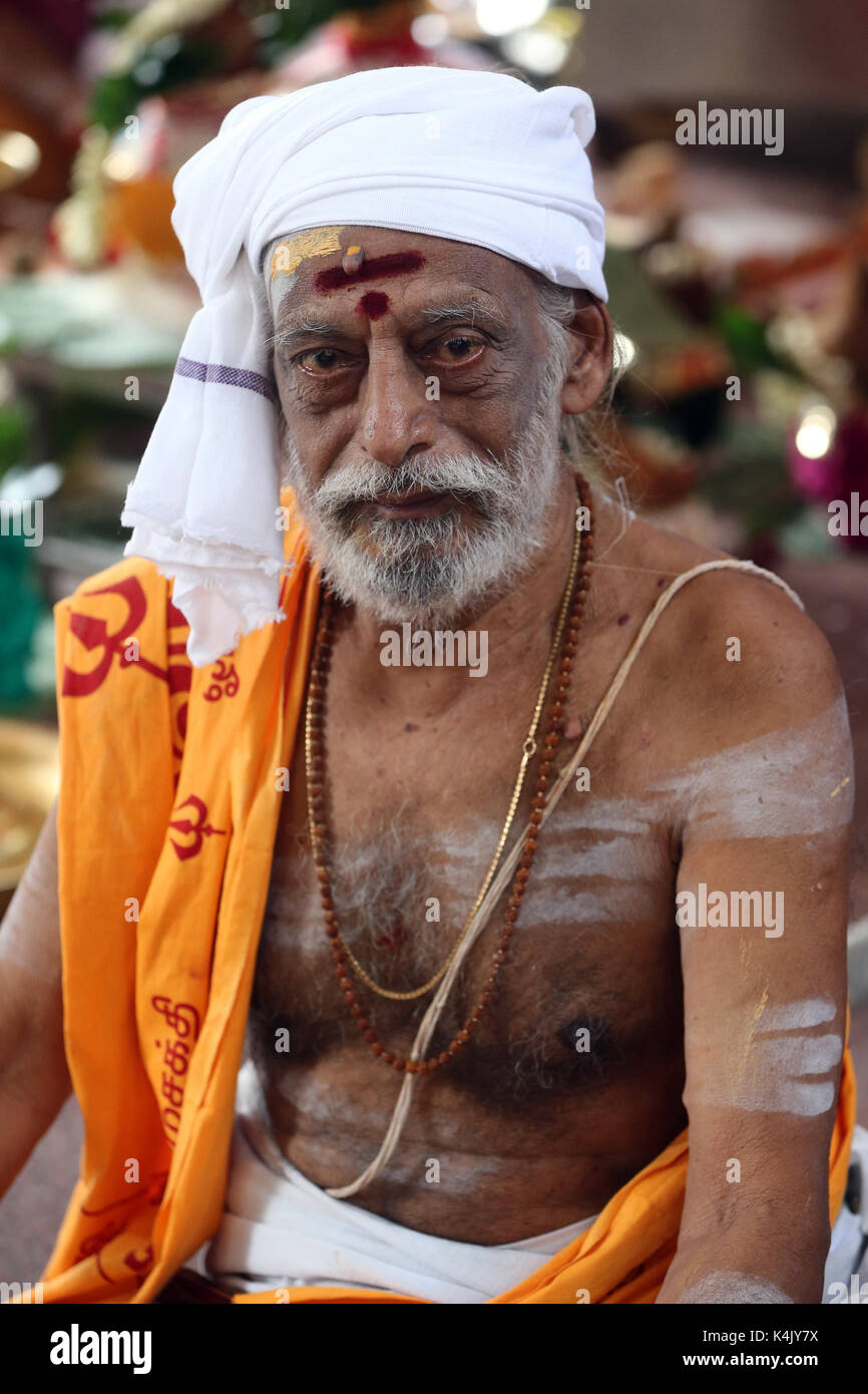 Hindu Brahmin priest, Sri Vadapathira Kaliamman Hindu Temple, Singapore, Southeast Asia, Asia Stock Photo