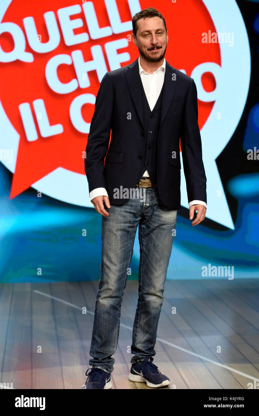 Luca Rizzieri Press conference - Those that football - RAI2 in the picture: Luca ...