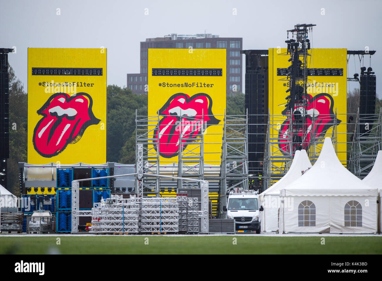 Hamburg, Germany. 06th Sep, 2017. The motto of the Rolling Stones tour 2017  "#StonesNoFilter" is visible on screens on the stage for the concert in the  Stadtpark in Hamburg, Germany, 06 September