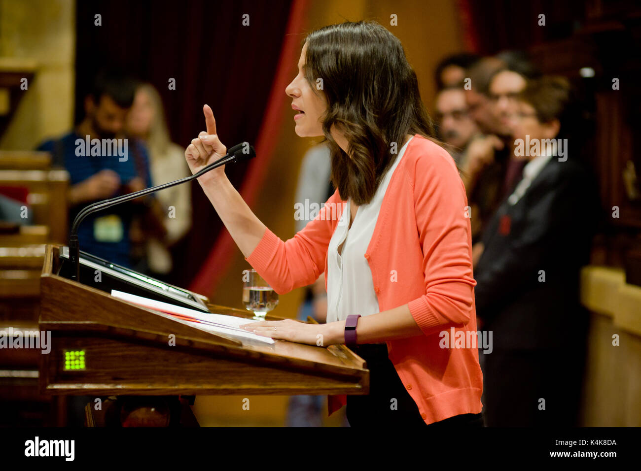 Barcelona, Spain. 06th Sep, 2017. September 6, 2017 - Barcelona, Catalonia, Spain - INES ARRIMADAS of party Ciutadans and leader of the opposition holds a speech during the parliamentary session in the Catalonia Parliament. T he Catalan Parliament has passed a law to call a referendum of independence the next first of October. The unionist forces of Catalonia and the Spanish government are frontally opposed to the referendum and consider it illegal. Credit: Jordi Boixareu/Alamy Live News Stock Photo