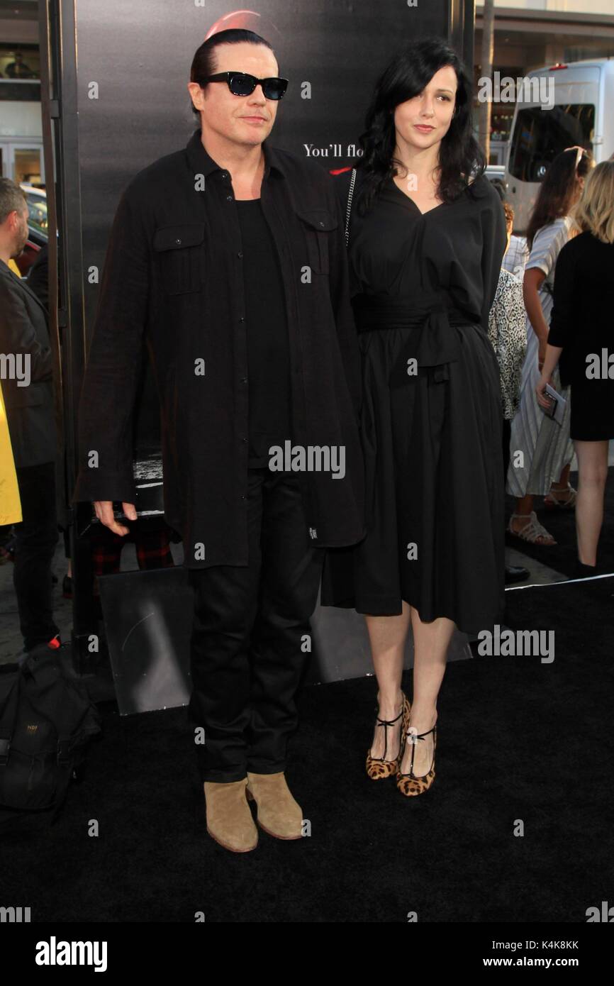 Los Angeles, CA, USA. 5th Sep, 2017. Ian Astbury, Aimee Nash at arrivals for IT Premiere, TCL Chinese Theatre (formerly Grauman's), Los Angeles, CA September 5, 2017. Credit: Priscilla Grant/Everett Collection/Alamy Live News Stock Photo