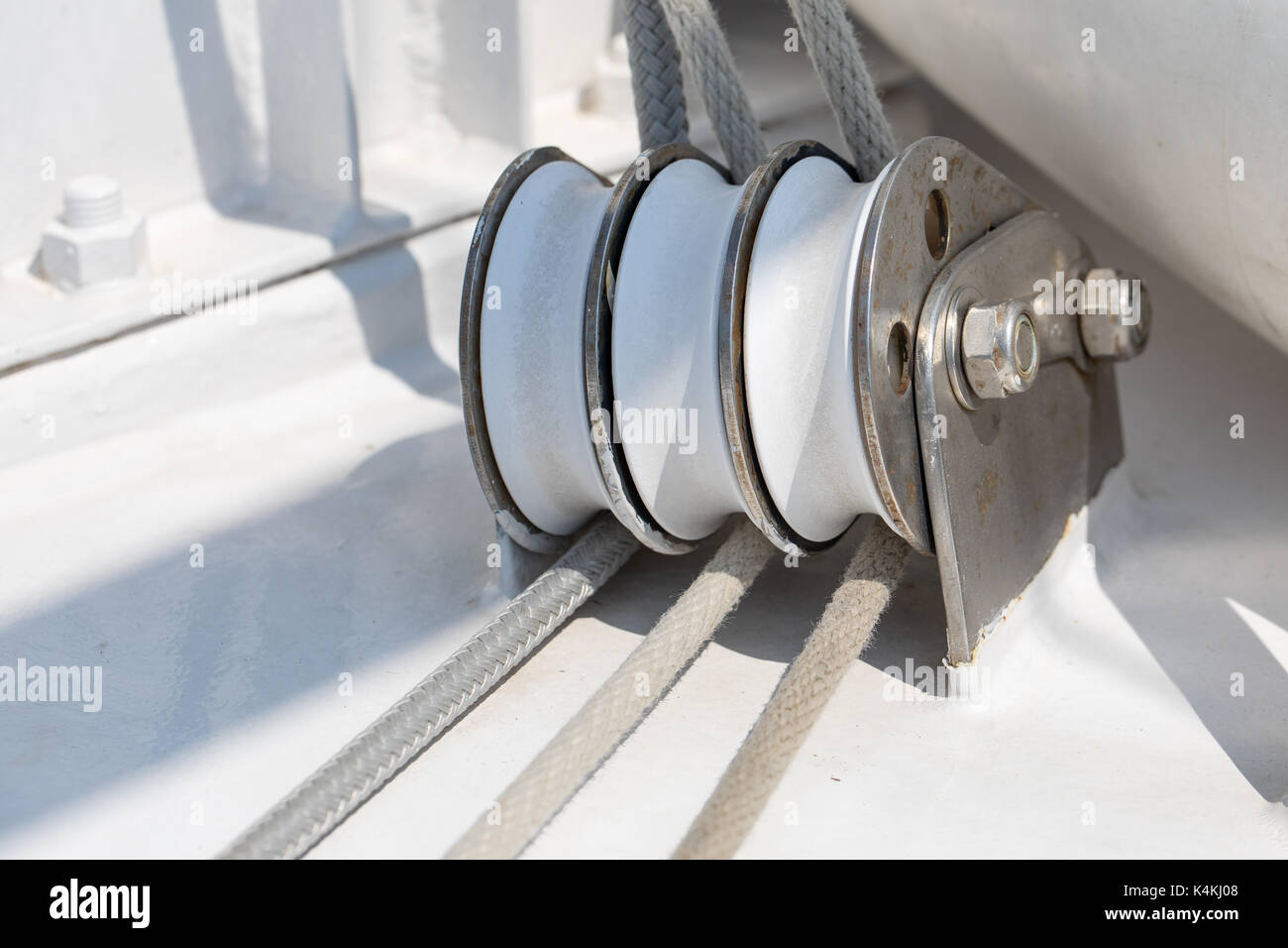 Halyards, ropes, sheets, capstans, cleat blocks, pulleys, sail boat