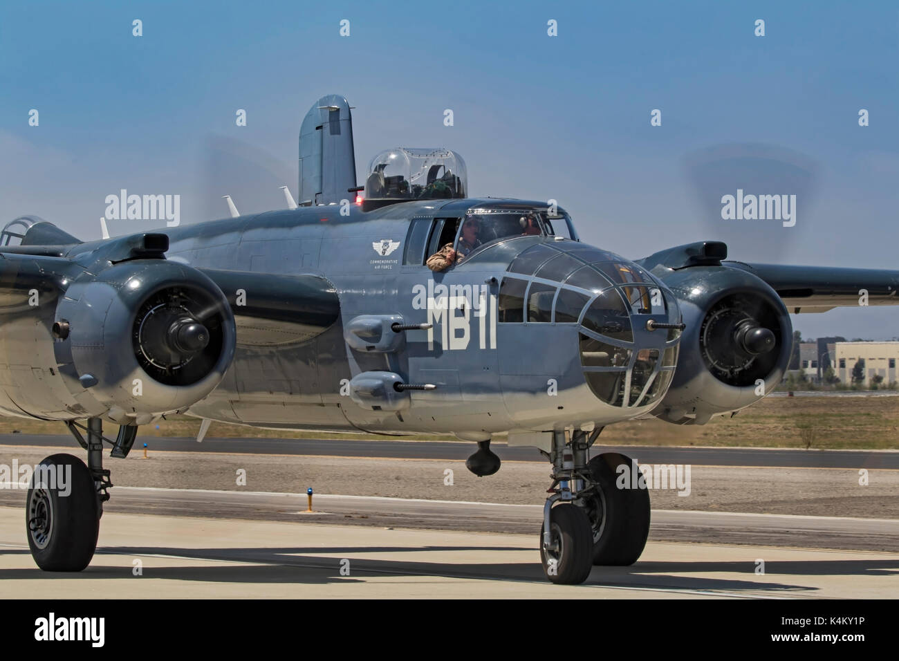 Pbj b 25 mitchell hires stock photography and images Alamy