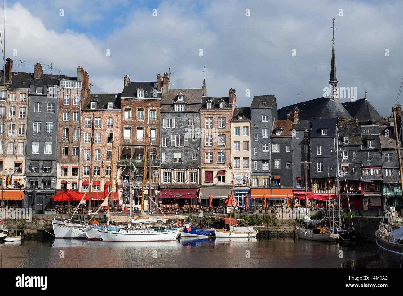 france-calvados-14-honfleur-le-vieux-bassin-france-calvados