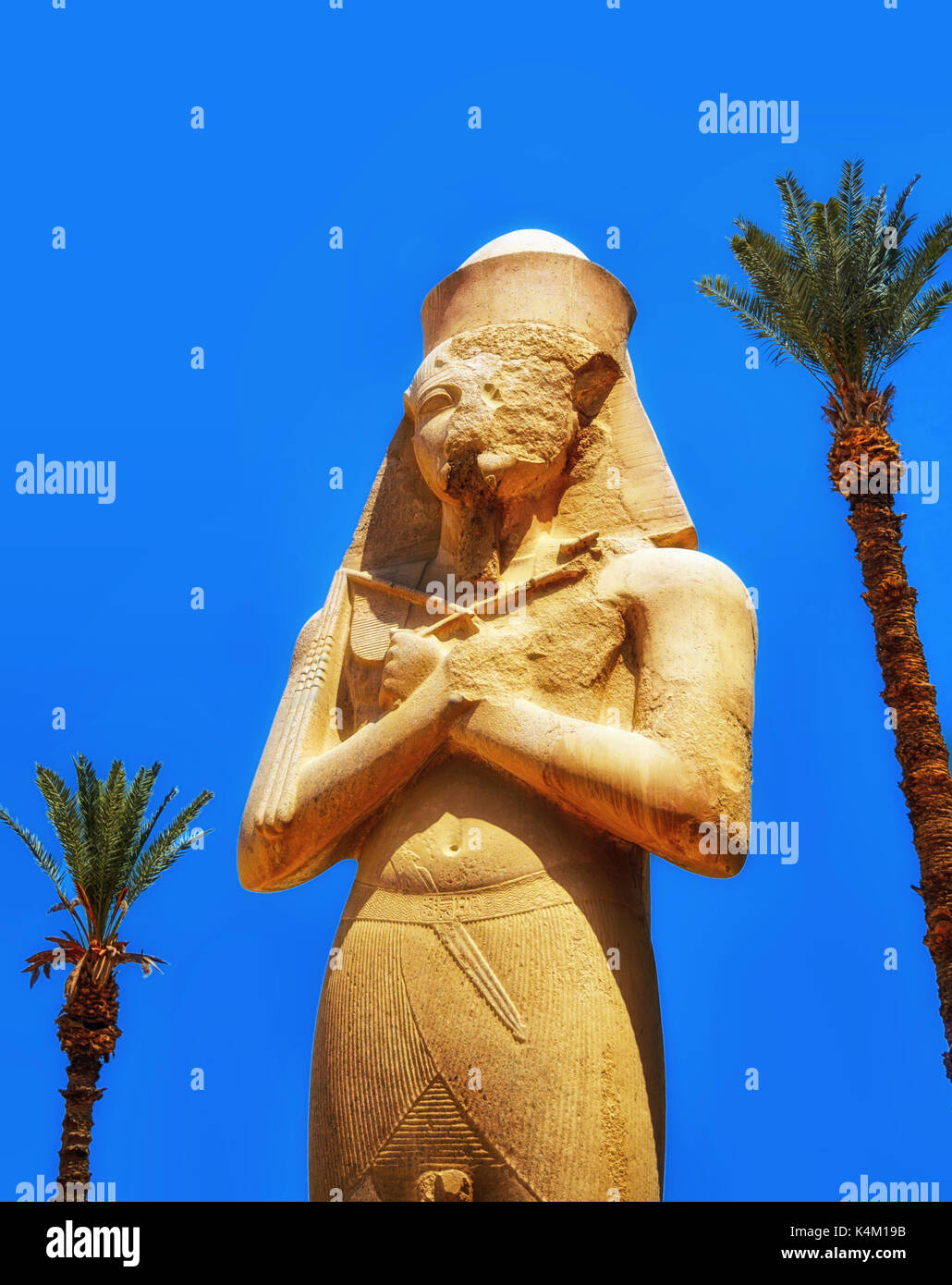 Statue of King Ramses II at the Karnak Temple, Egypt Stock Photo - Alamy