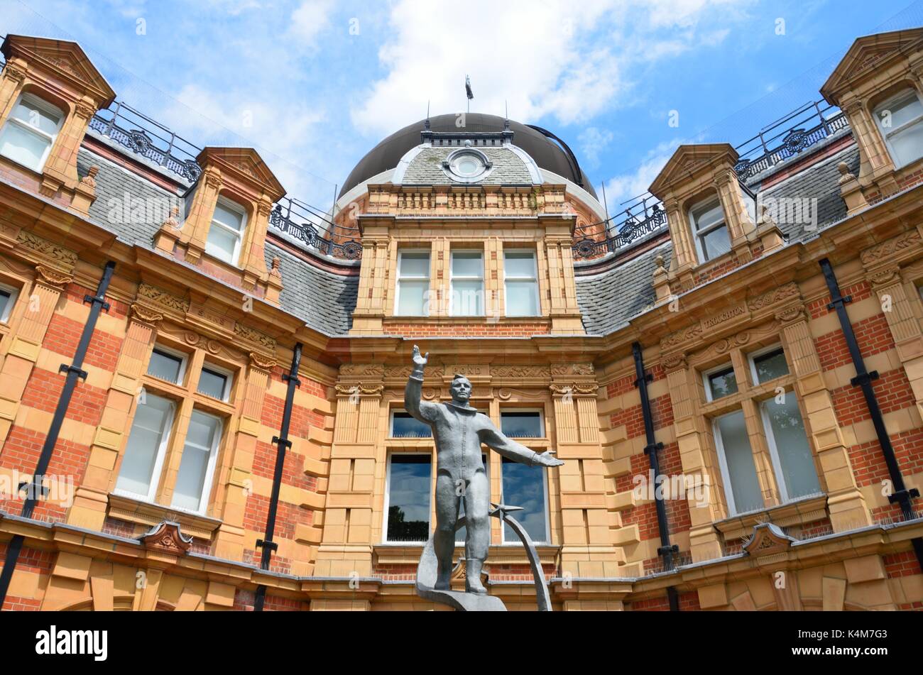 Yuri Gagarin statue waving in front of Royal Observatory greenwich