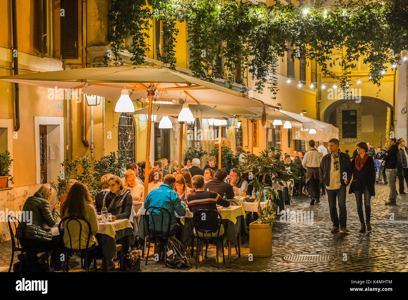 Rome Trastevere Night High Resolution Stock Photography and Images Alamy