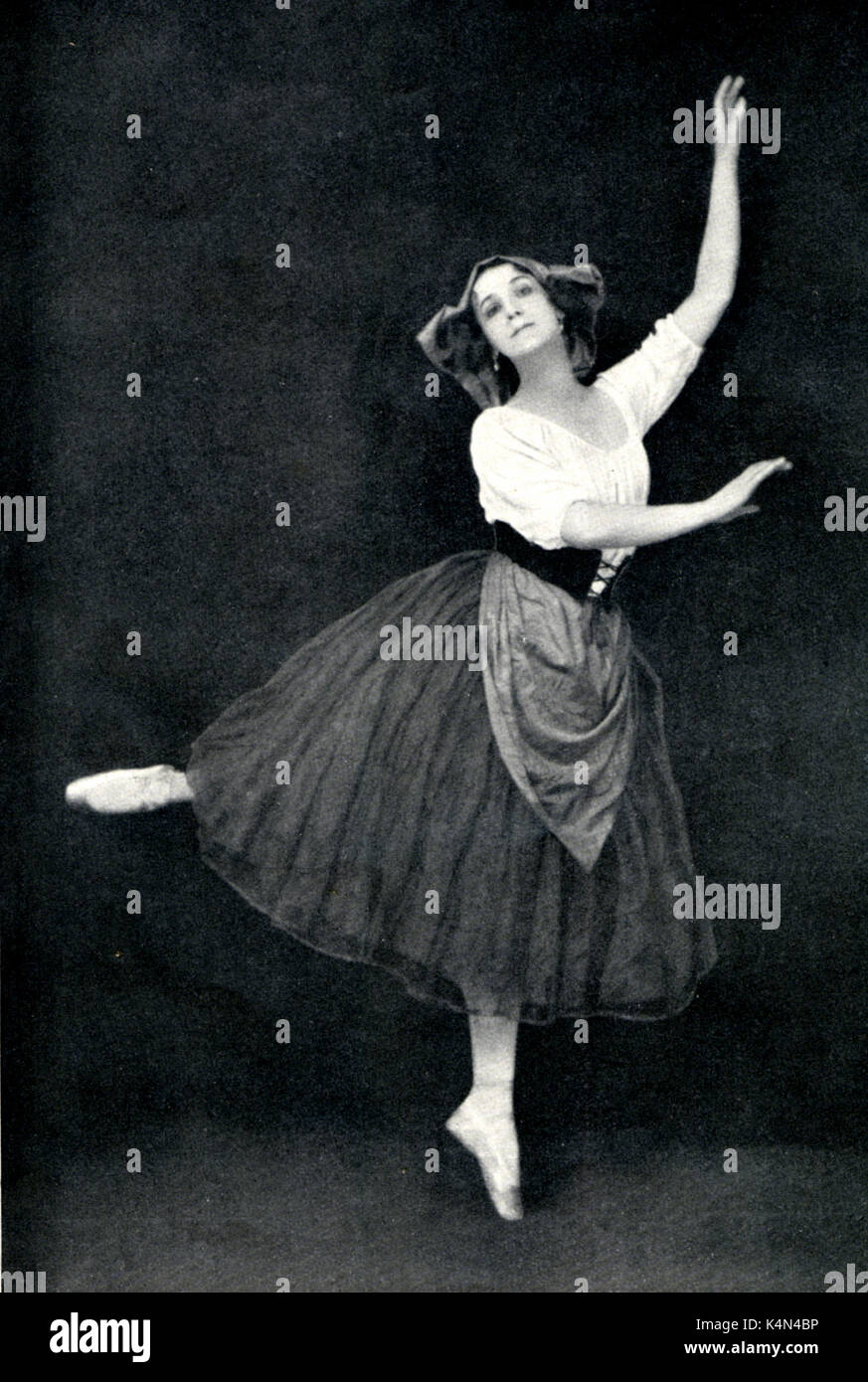Stravinsky. PULCINELLA. Tamara Karsawina in original ballet in Paris ...