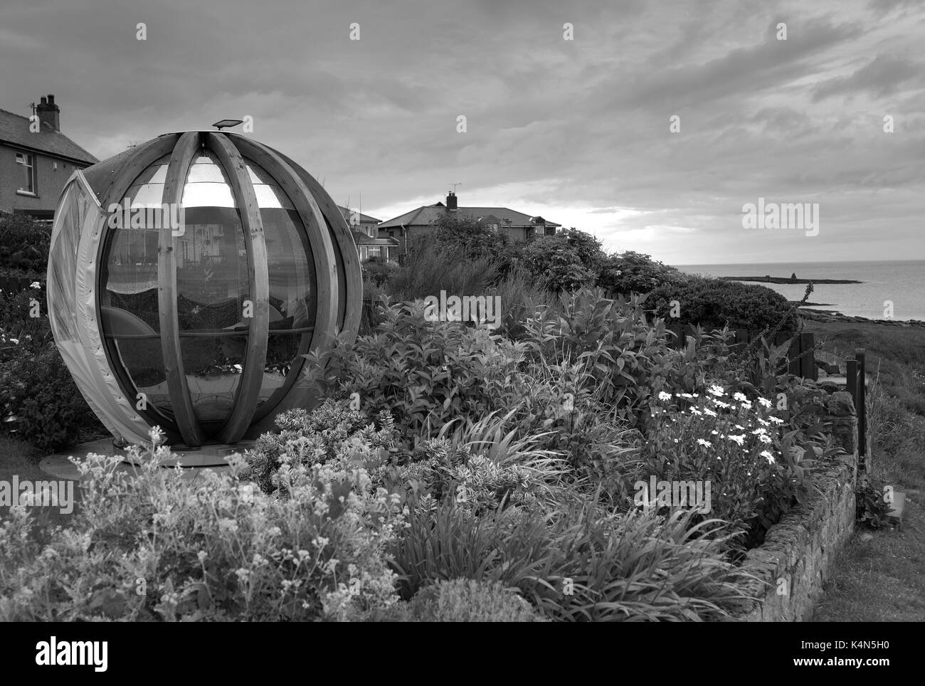 Trendy garden pod overlooking the North Sea, Craster, Northumberland Stock Photo