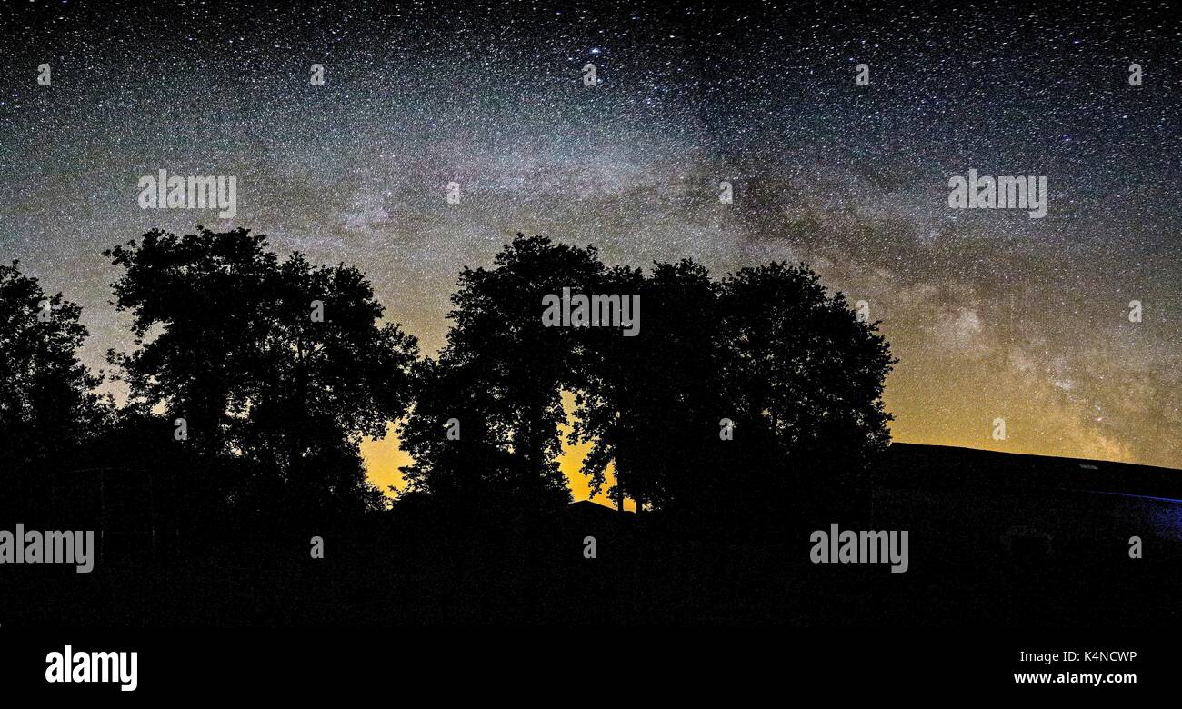 Milky way galactic core hi-res stock photography and images - Alamy