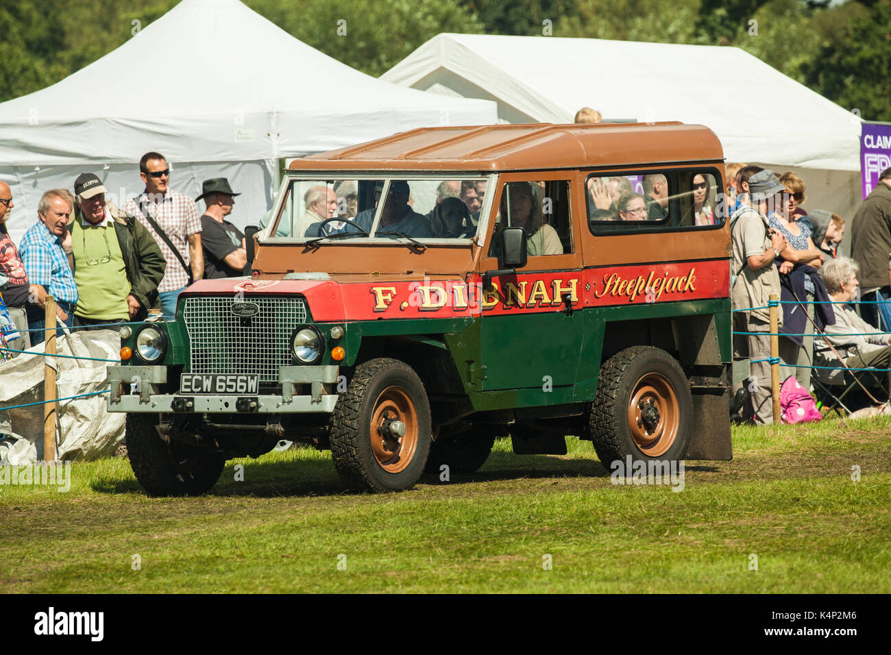 Landrover defender that was owened by Fred Dibnah steeplejack on display at Astle park Chelford  Cheshire vintage  steam rally Stock Photo