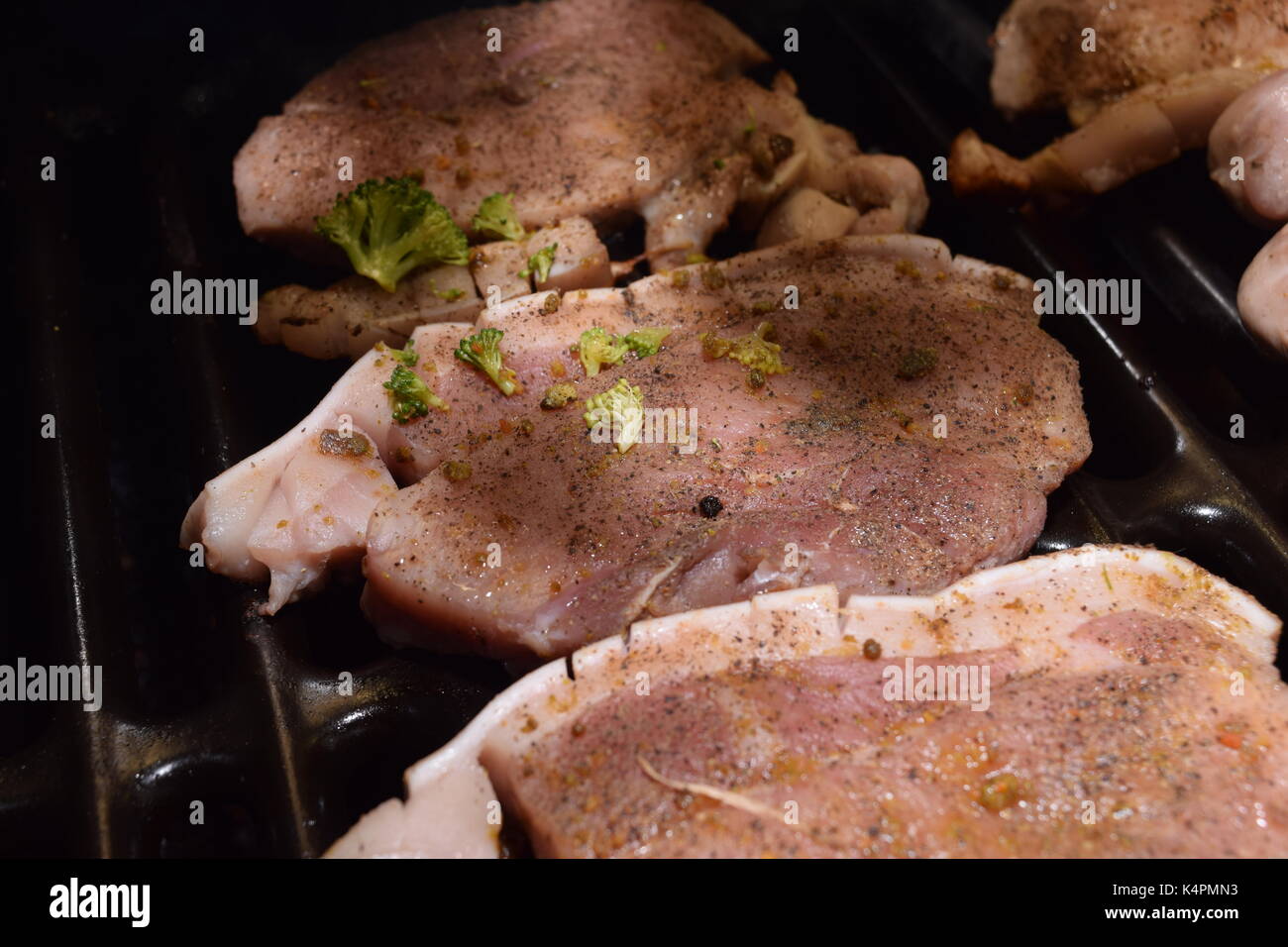 Fresh seasoned lamb chops grilling Stock Photo Alamy