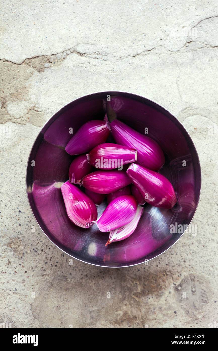 The sweet red onion of tropea hi-res stock photography and images - Alamy