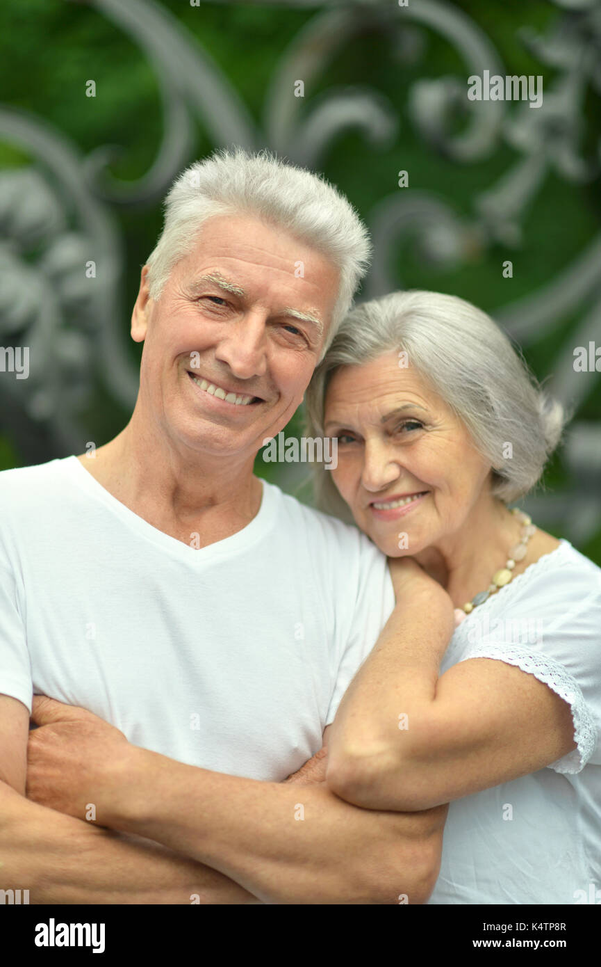 portrait of beautiful caucasian senior couple posing Stock Photo - Alamy