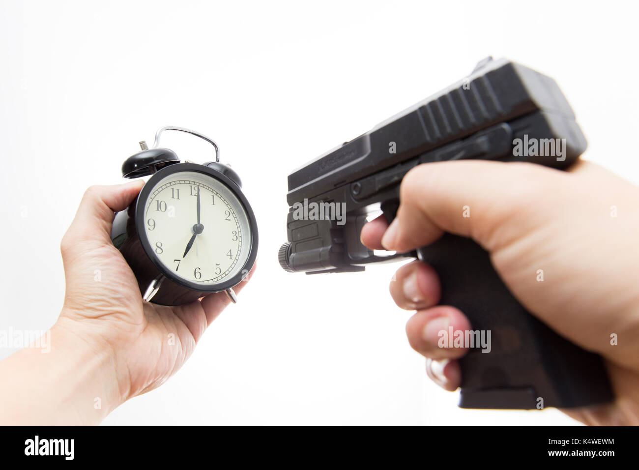 Kill time, Gun shooting clock Stock Photo Alamy