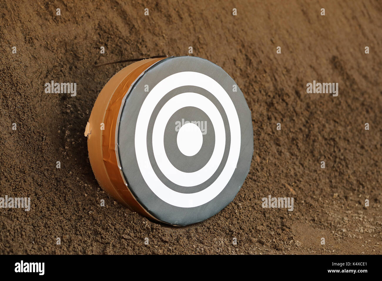 Archery game hires stock photography and images Alamy