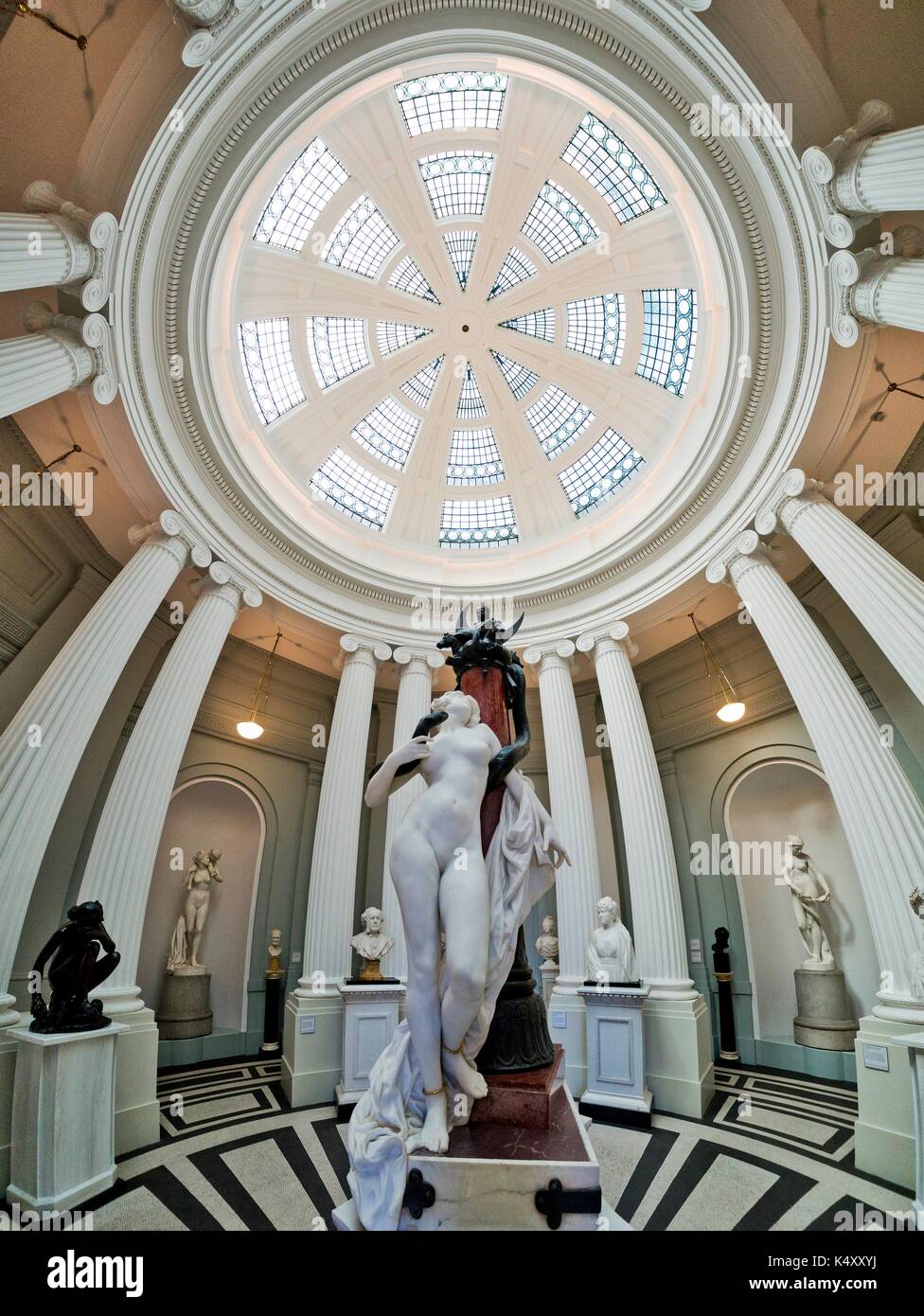 South Sculpture Gallery at the Lady Lever Art Gallery, Port Sunlight, showing Maurice Ferrary's erotic sculpture of Salammbo(1899) Stock Photo